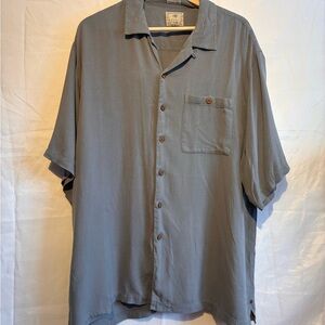 Men's Relaxed Fit Gray Button Down Shirt